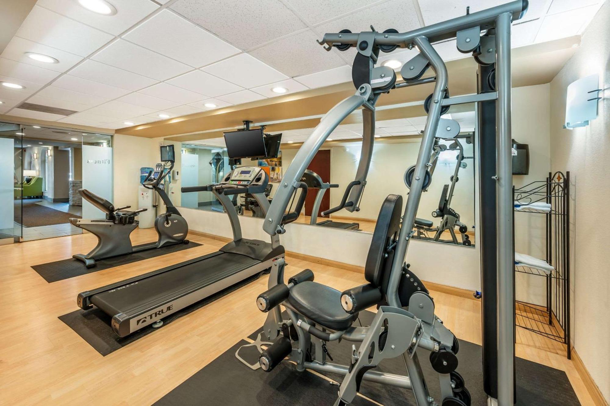 Comfort Inn & Suites East Hartford - Hartford Ngoại thất bức ảnh